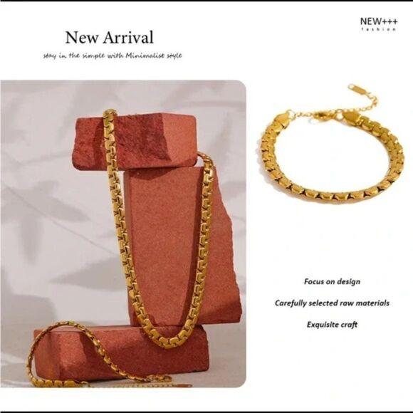 #49- ⭐️New 18k Gold Thick Chain Bracelet - Picture 6 of 9